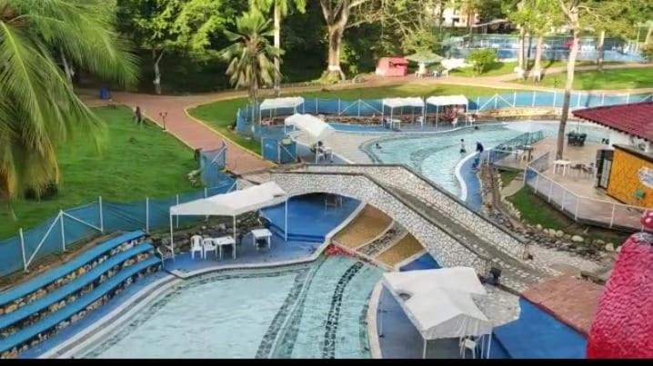 Hotel Hacienda Campestre Melgar Eksteriør bilde