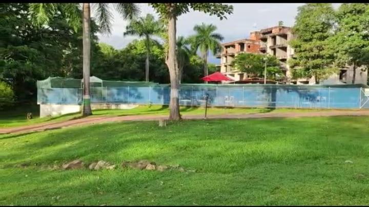 Hotel Hacienda Campestre Melgar Eksteriør bilde