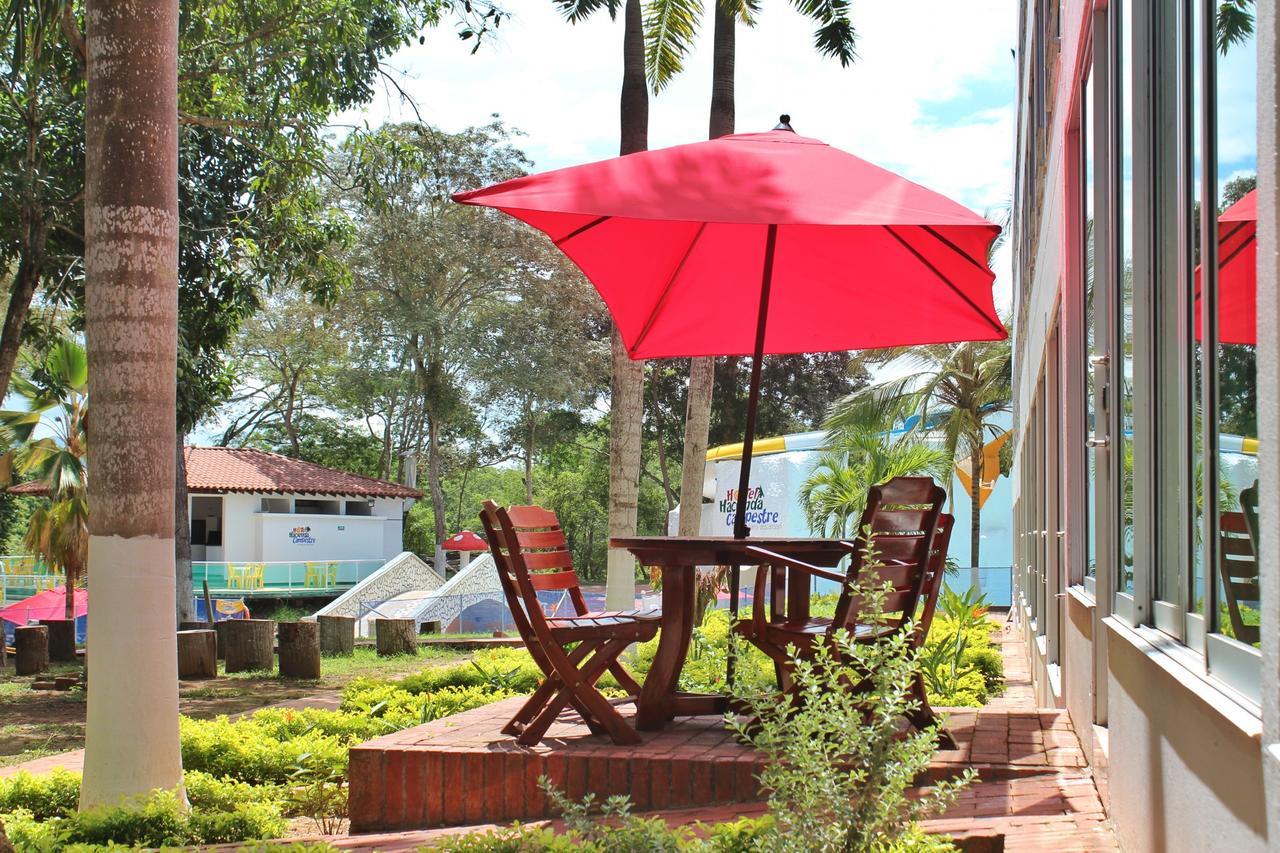 Hotel Hacienda Campestre Melgar Eksteriør bilde