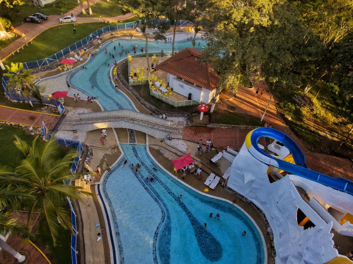 Hotel Hacienda Campestre Melgar Eksteriør bilde